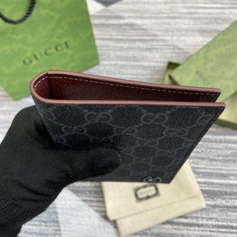 G*u*i wallets & purse